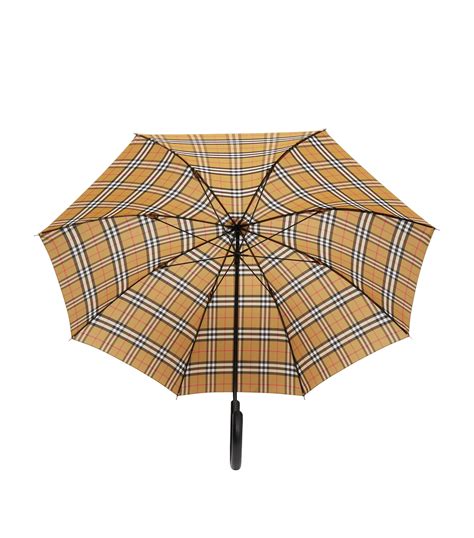 burberry vintage check umbrella.